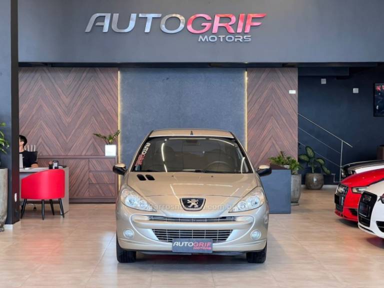 PEUGEOT - 207 - 2012/2013 - Bronze - R$ 27.900,00