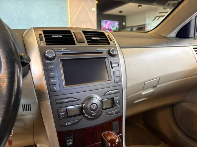 TOYOTA - COROLLA - 2014/2014 - Preta - R$ 78.900,00