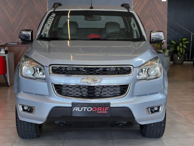 CHEVROLET - S10 - 2013/2013 - Prata - R$ 115.900,00