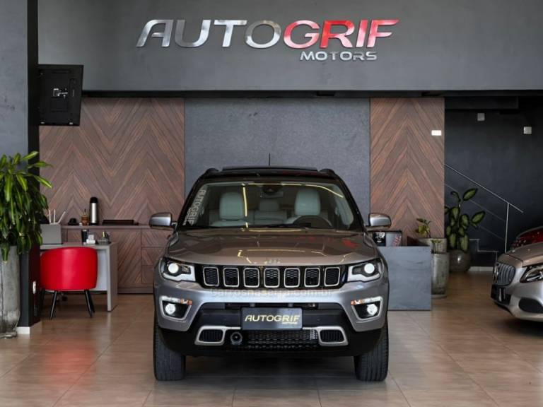 JEEP - COMPASS - 2019/2019 - Prata - R$ 118.900,00