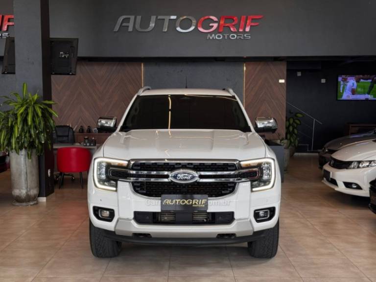FORD - RANGER - 2024/2025 - Branca - R$ 308.900,00