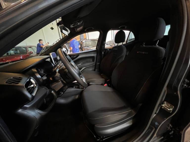 FIAT - ARGO - 2021/2021 - Cinza - R$ 75.900,00