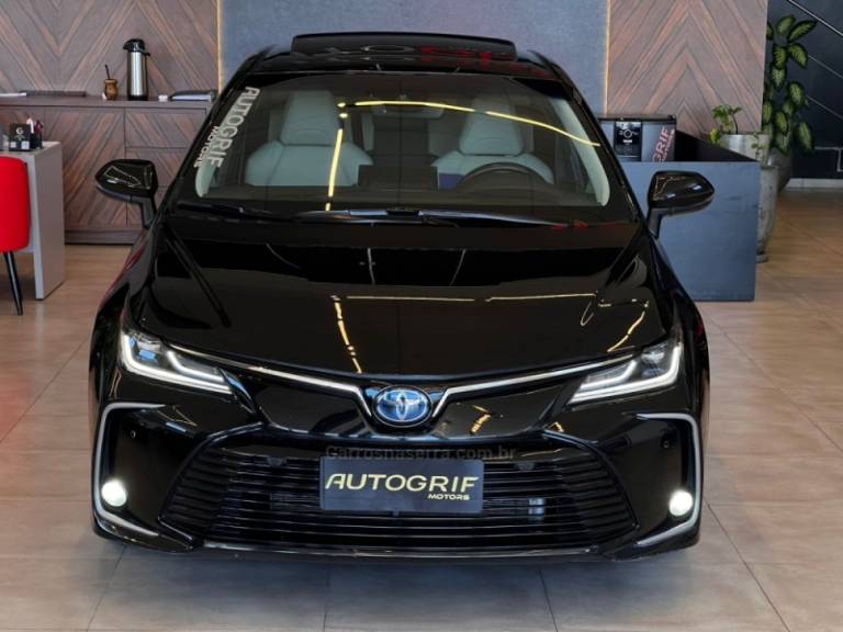 TOYOTA - COROLLA - 2021/2021 - Preta - R$ 138.900,00