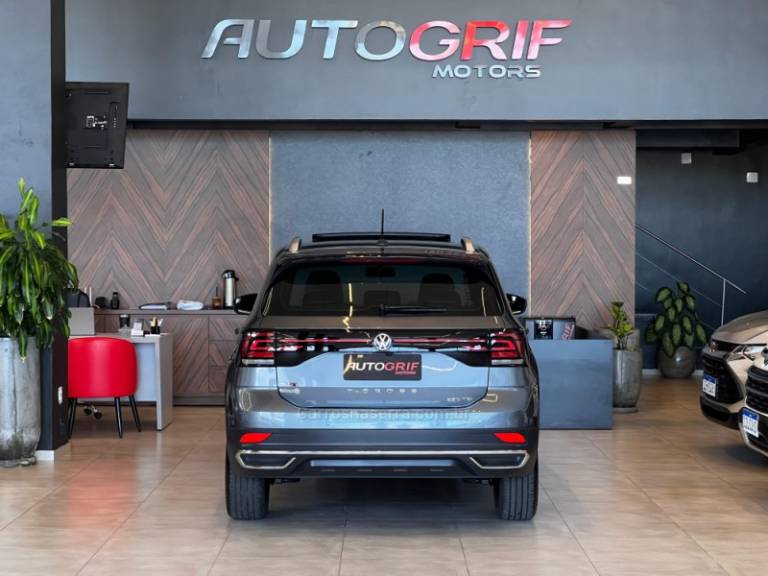 VOLKSWAGEN - T-CROSS - 2021/2021 - Cinza - R$ 121.900,00