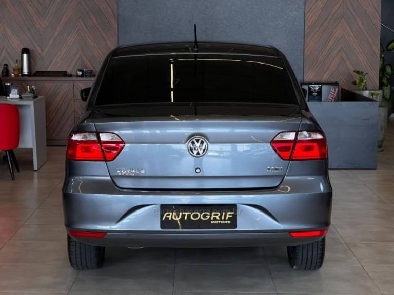 VOLKSWAGEN - VOYAGE - 2018/2019 - Cinza - R$ 51.900,00