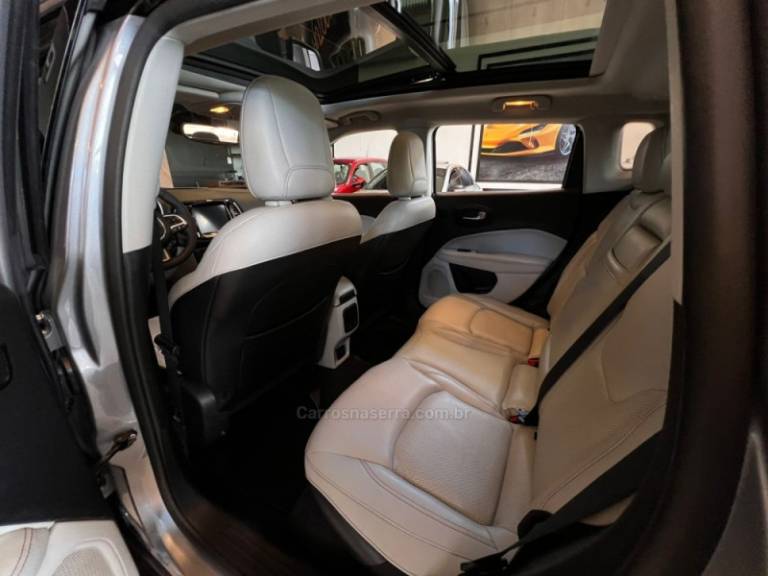 JEEP - COMPASS - 2019/2019 - Prata - R$ 118.900,00