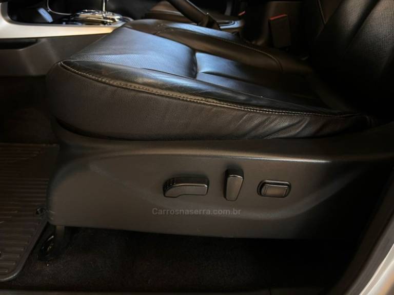 NISSAN - FRONTIER - 2019/2019 - Prata - R$ 139.900,00