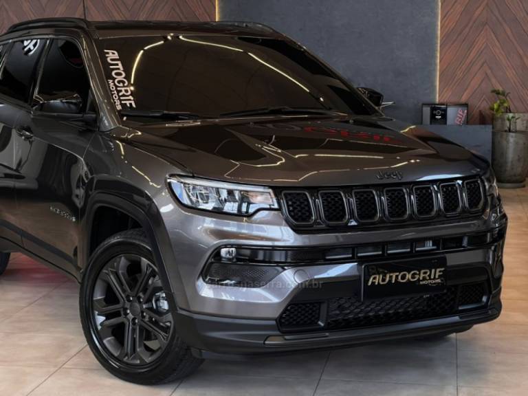 JEEP - COMPASS - 2022/2022 - Cinza - R$ 132.900,00