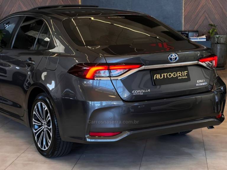 TOYOTA - COROLLA - 2022/2022 - Cinza - R$ 144.900,00