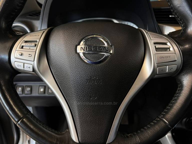 NISSAN - FRONTIER - 2019/2019 - Prata - R$ 139.900,00