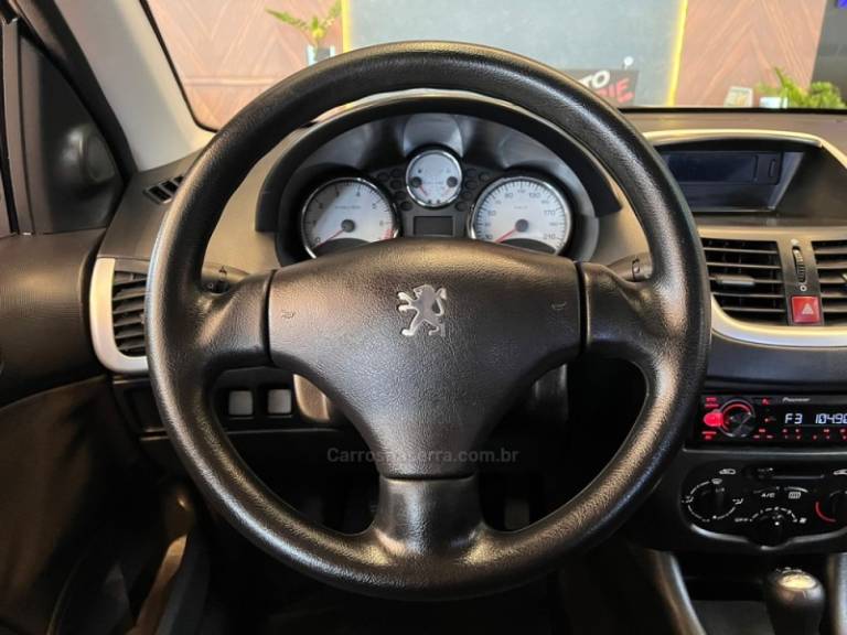 PEUGEOT - 207 - 2012/2013 - Bronze - R$ 27.900,00