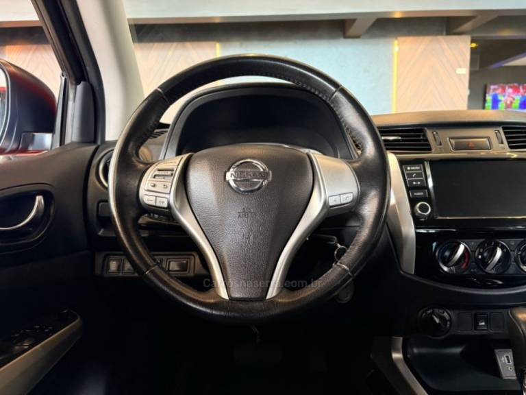 NISSAN - FRONTIER - 2020/2020 - Vermelha - R$ 147.900,00