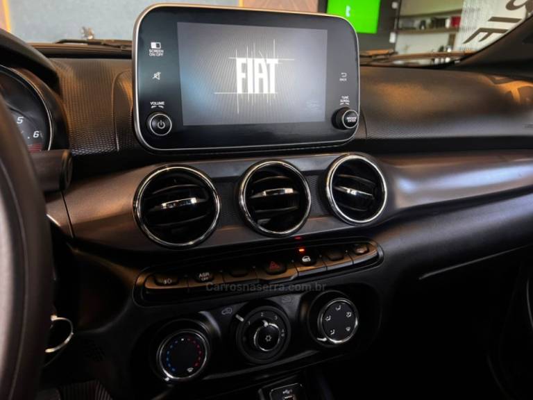 FIAT - ARGO - 2021/2021 - Cinza - R$ 75.900,00