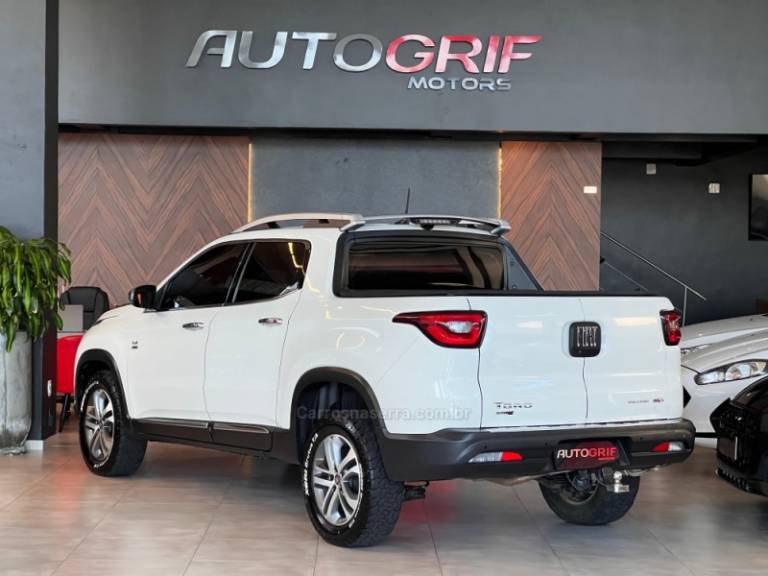 FIAT - TORO - 2018/2018 - Branca - R$ 84.900,00