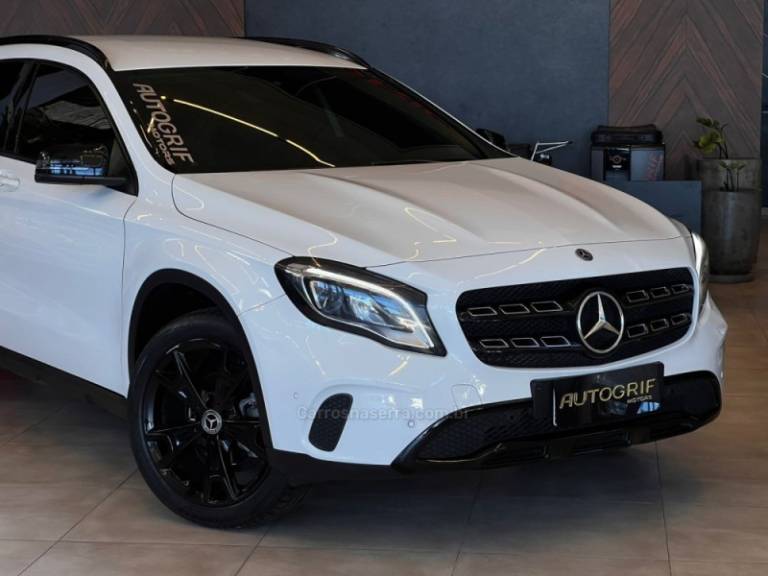 MERCEDES-BENZ - GLA 200 - 2019/2019 - Branca - R$ 133.900,00