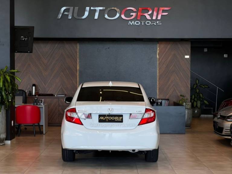 HONDA - CIVIC - 2014/2014 - Branca - R$ 72.900,00