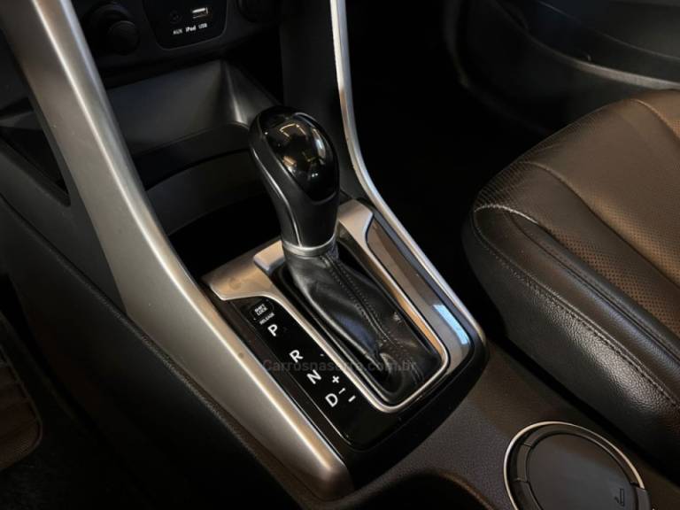 HYUNDAI - I30 - 2015/2016 - Prata - R$ 84.900,00