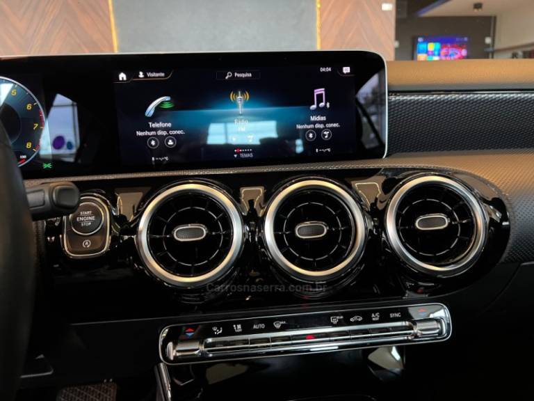 MERCEDES-BENZ - A 250 - 2019/2019 - Branca - R$ 189.900,00