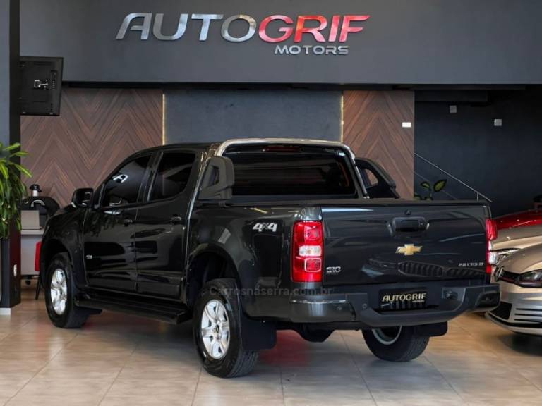 CHEVROLET - S10 - 2020/2020 - Cinza - R$ 144.900,00