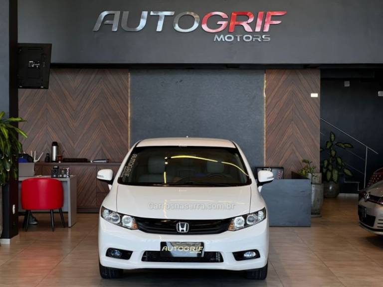 HONDA - CIVIC - 2014/2014 - Branca - R$ 72.900,00