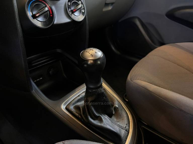 HYUNDAI - HB20S - 2018/2019 - Branca - R$ 55.900,00