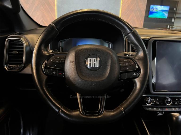 FIAT - TORO - 2022/2022 - Cinza - R$ 143.900,00