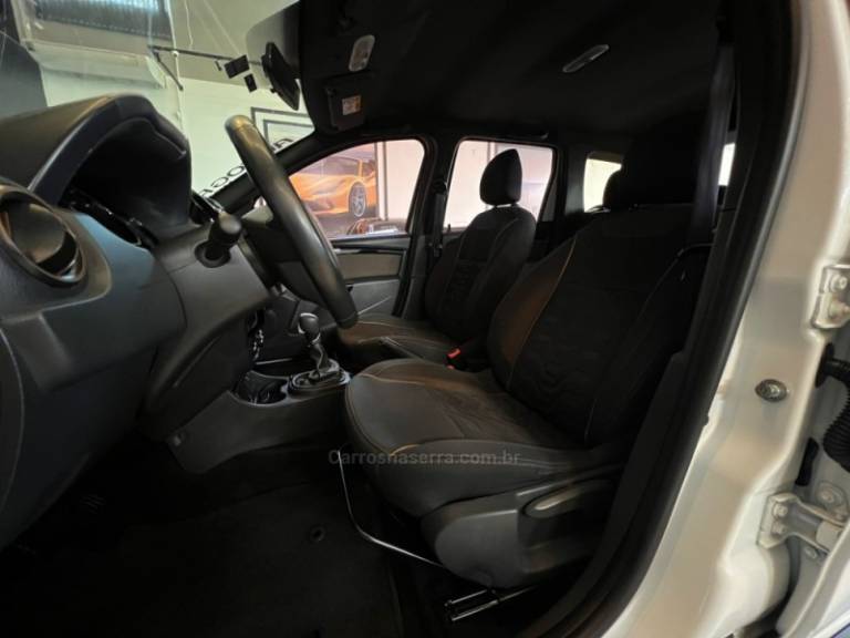 RENAULT - DUSTER - 2019/2020 - Branca - R$ 75.900,00