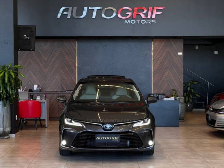 TOYOTA - COROLLA - 2022/2022 - Cinza - R$ 144.900,00