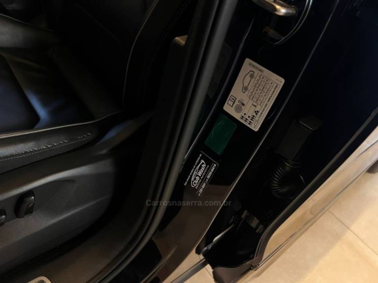 VOLKSWAGEN - TIGUAN - 2018/2018 - Preta - R$ 159.900,00