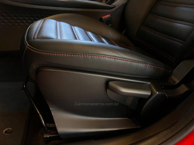 FIAT - PULSE - 2023/2023 - Vermelha - R$ 123.900,00