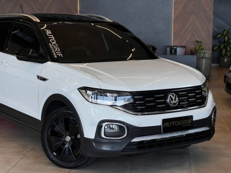 VOLKSWAGEN - T-CROSS - 2020/2020 - Branca - R$ 116.900,00