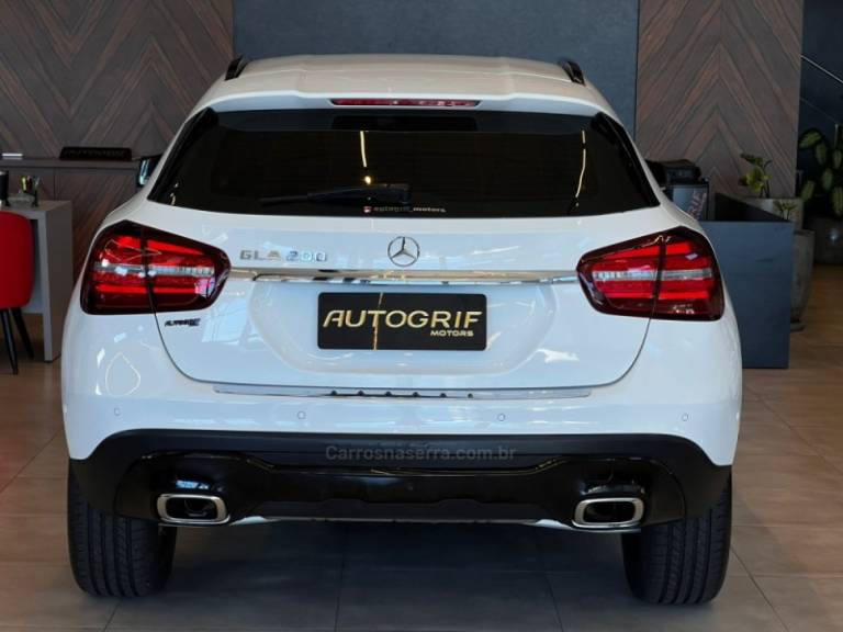 MERCEDES-BENZ - GLA 200 - 2019/2019 - Branca - R$ 133.900,00