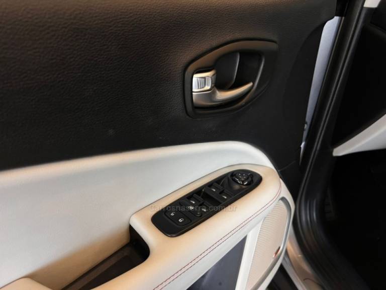 JEEP - COMPASS - 2019/2019 - Prata - R$ 118.900,00