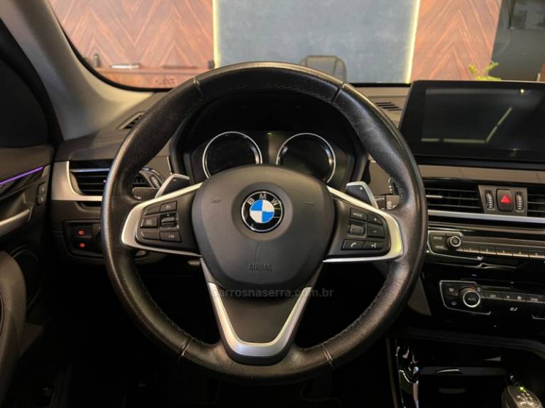 BMW - X1 - 2020/2020 - Branca - R$ 184.900,00