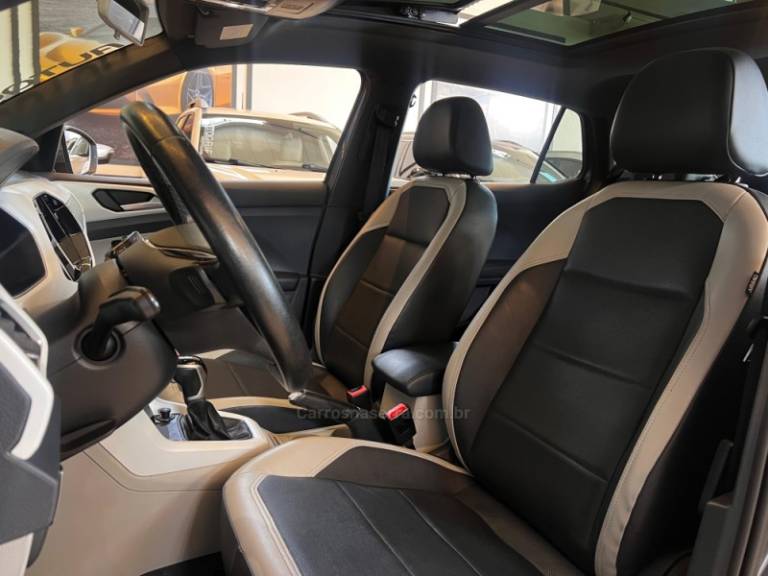 VOLKSWAGEN - T-CROSS - 2021/2021 - Cinza - R$ 121.900,00