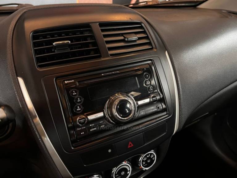 MITSUBISHI - ASX - 2014/2014 - Prata - R$ 69.900,00