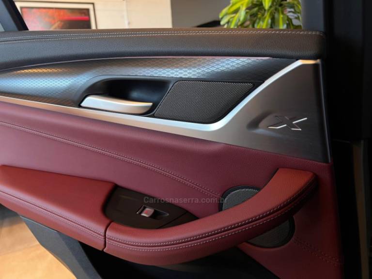 BMW - X4 - 2023/2024 - Cinza - R$ 439.900,00