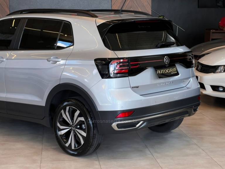 VOLKSWAGEN - T-CROSS - 2021/2022 - Prata - R$ 109.900,00