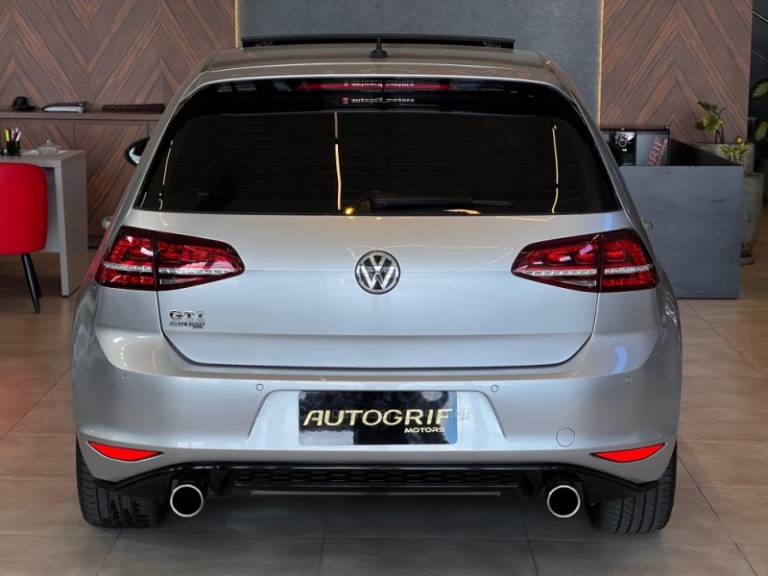 VOLKSWAGEN - GOLF - 2016/2016 - Prata - R$ 139.900,00