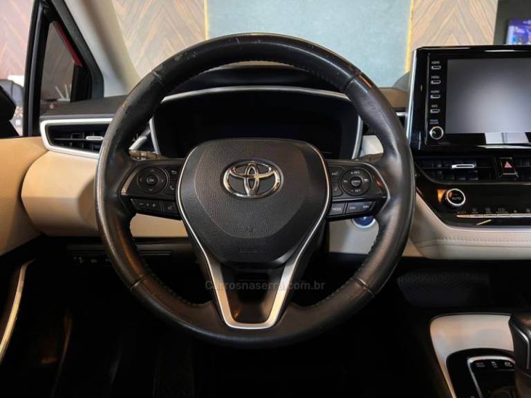 TOYOTA - COROLLA - 2021/2021 - Preta - R$ 138.900,00