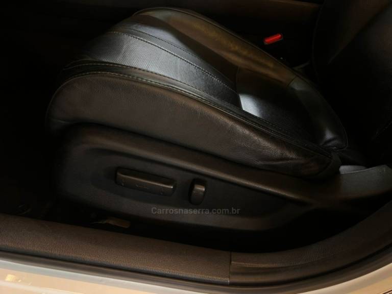 HONDA - CIVIC - 2019/2019 - Branca - R$ 138.900,00