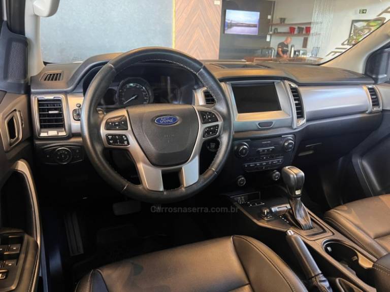 FORD - RANGER - 2021/2021 - Branca - R$ 184.900,00