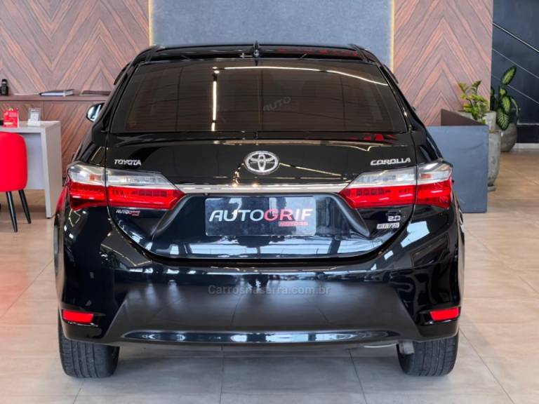 TOYOTA - COROLLA - 2018/2018 - Preta - R$ 106.900,00