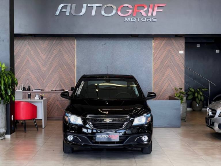 CHEVROLET - ONIX - 2016/2016 - Preta - R$ 56.900,00