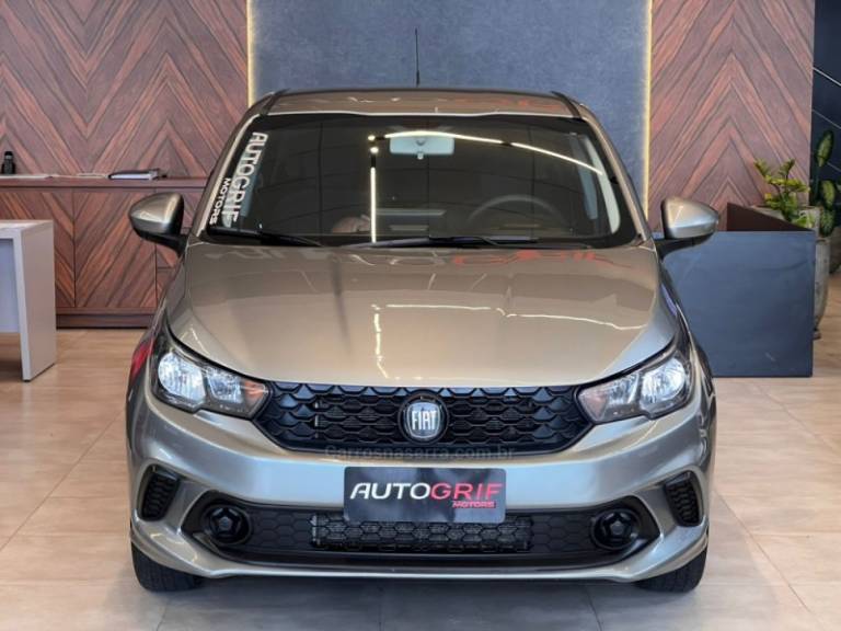 FIAT - ARGO - 2018/2019 - Prata - R$ 55.900,00