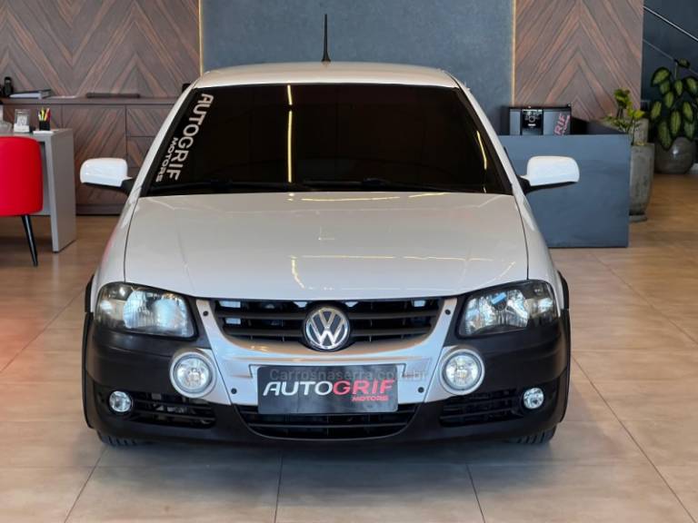 VOLKSWAGEN - SAVEIRO - 2009/2009 - Branca - R$ 51.900,00