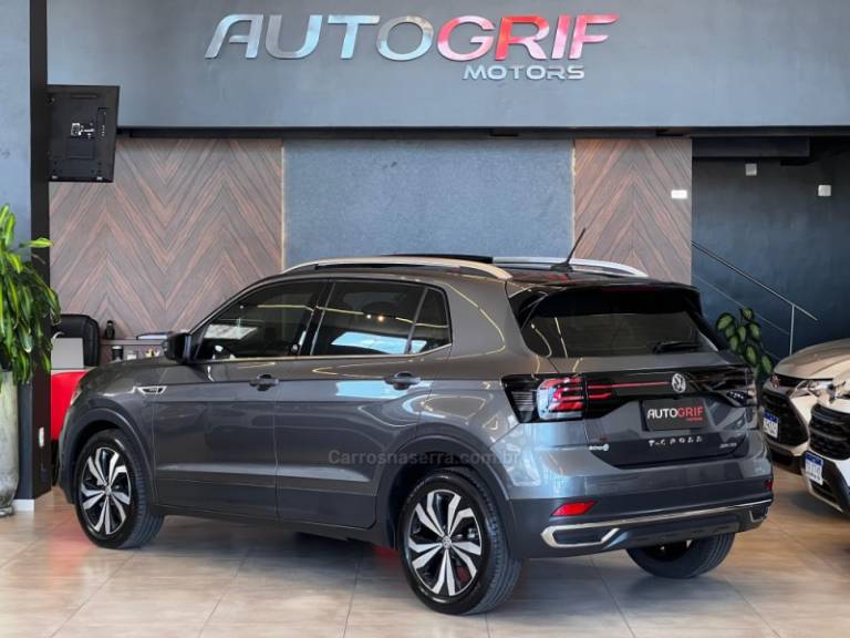 VOLKSWAGEN - T-CROSS - 2021/2021 - Cinza - R$ 121.900,00