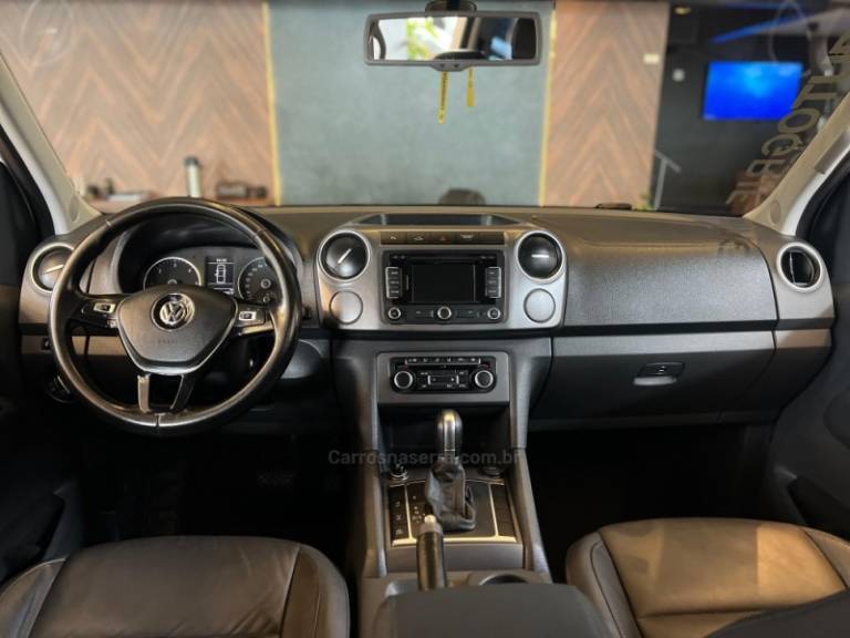 VOLKSWAGEN - AMAROK - 2015/2016 - Branca - R$ 118.900,00