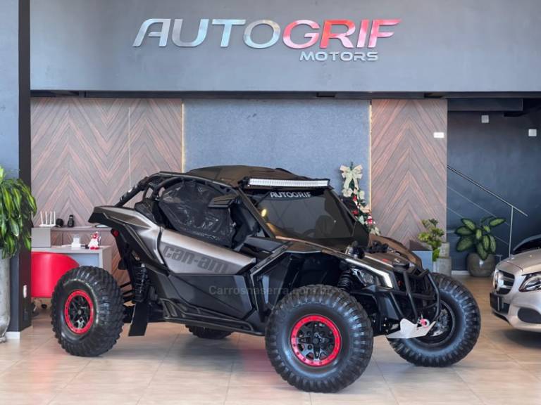 CAN-AM - MAVERICK XDS - 2018/2018 - Preta - R$ 138.900,00