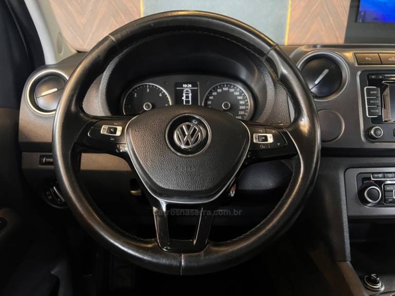 VOLKSWAGEN - AMAROK - 2015/2016 - Branca - R$ 118.900,00